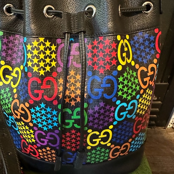 Gucci Supreme monogram Psychedelic bucket bag - Picture 3 of 13